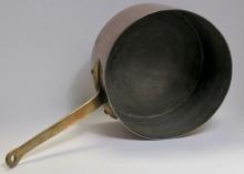 LARGE COPPER PAN