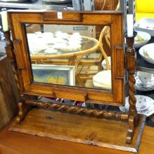 ARTS AND CRAFTS DRESSER TOP MIRROR