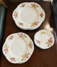 SHELLEY "BEGONIA" PLATES