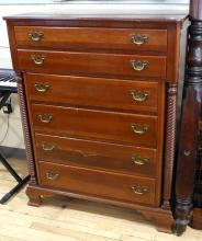 ANTIQUE CHERRY CHEST OF DRAWERS