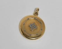 18K GOLD LOCKET