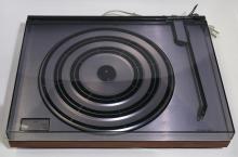 BANG & OLUFSEN TURNTABLE