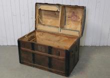 DOME TOP TRUNK