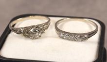 GOLD AND DIAMOND WEDDING BAND SET