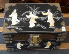 JAPANESE JEWELLERY BOX