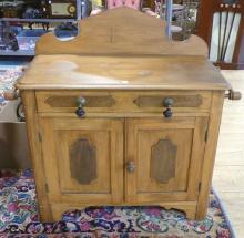 VICTORIAN WASHSTAND