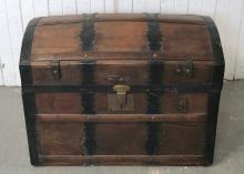 DOME TOP TRUNK