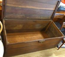 EXTRA LARGE BLANKET BOX
