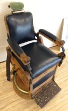 ANTIQUE OAK BARBER'S CHAIR