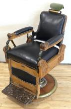 ANTIQUE OAK BARBER'S CHAIR