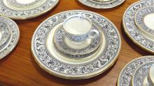 WEDGWOOD "FLORENTINE" DINNERWARE