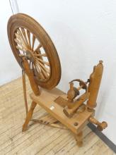 ANTIQUE SPINNING WHEEL