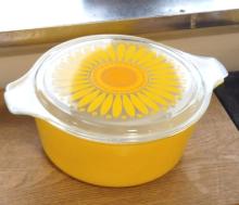 THREE VINTAGE CASSEROLE DISHES