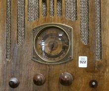 GLOBE TROTTER WOOD CASED RADIO