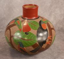 NICARAGUAN POTTERY VASE