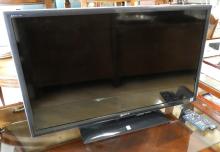 SONY FLATSCREEN TELEVISION