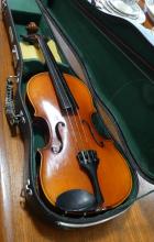 SKYLARK BAND VIOLIN