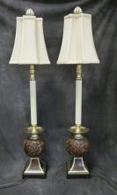 PAIR OF DECORATOR TABLE LAMPS