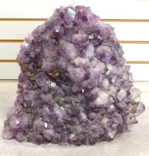 LARGE AMETHYST QUARTZ GEODE