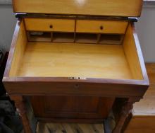 ANTIQUE DAVENPORT DESK