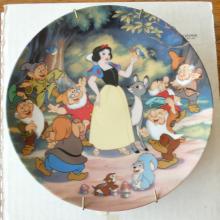 FIVE DISNEY COLLECTOR PLATES