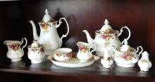"OLD COUNTRY ROSES" TEA AND COFFEE SERVICE