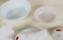 FOUR "CHICKEN" NESTING DISHES