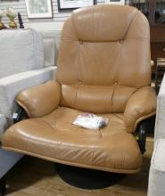 PALLISER LEATHER RECLINER