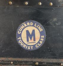 VINTAGE TRAVEL TRUNK