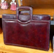 ROOTS NOTEBOOK BAG AND ATTACHE