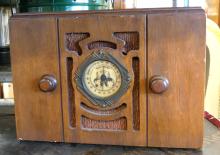 TWO VINTAGE WOOD CASED RADIOS