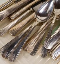 COMMUNITY PLATE "DEAUVILLE" FLATWARE