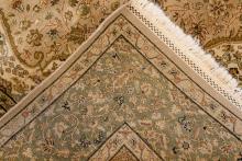 TABRIZ RUG