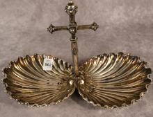 19TH CENTURY BERRY SERVER