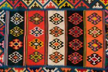 KILIM RUG