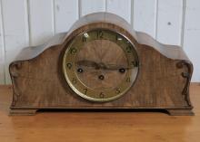 MANTEL CLOCK