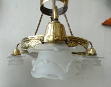 ANTIQUE BRASS HANGING LAMP