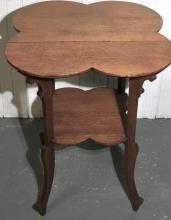 OAK SIDE TABLE