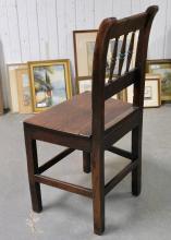 EARLY OAK CHAIR