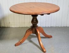 PINE TABLE