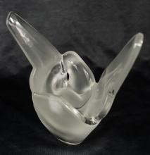 LALIQUE CRYSTAL "DOVES" VASE