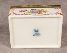 JEWELLERY CASKET AND TRINKET BOX