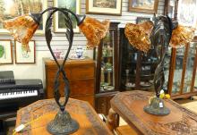 PAIR OF METAL LAMPS WITH GLASS SHADES