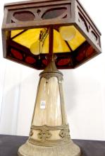 ARTS & CRAFTS TABLE LAMP