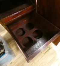 GEORGIAN MAHOGANY SIDEBOARD