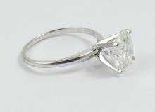 DIAMOND SOLITAIRE RING