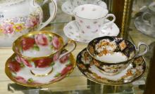 ROYAL ALBERT CUPS AND SAUCERS, TEAPOT