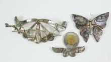 BROOCHES & BARRETTE