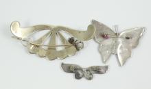 BROOCHES & BARRETTE